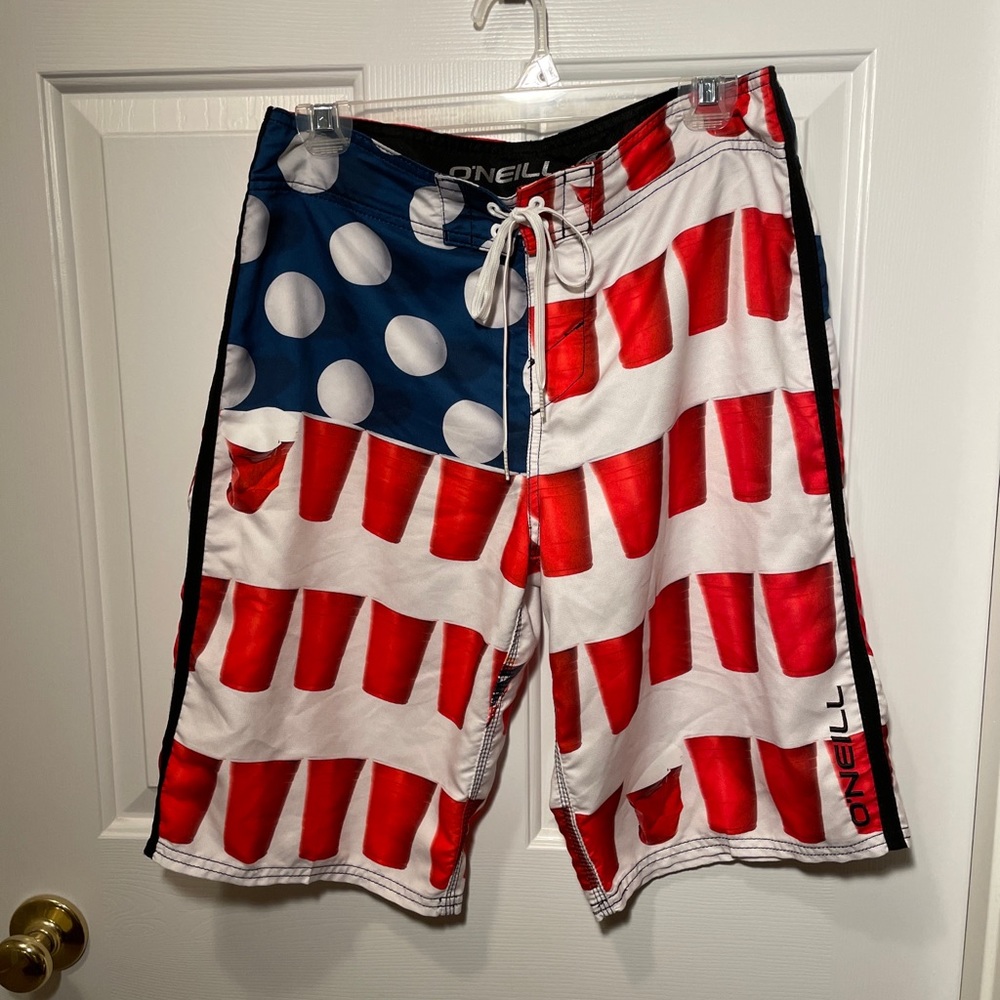 O’Neil boardshorts size 32, start the party now!